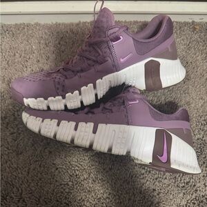 Nike Women's Free Metcon 5 Training Shoes